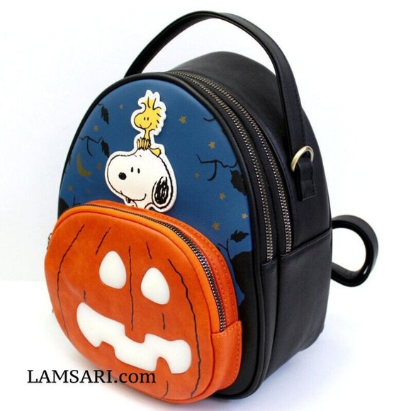 Peanuts Snoopy & Woodstock The Great Pumpkin Convertible Light-Up Mini Backpack - Picture 3 of 7